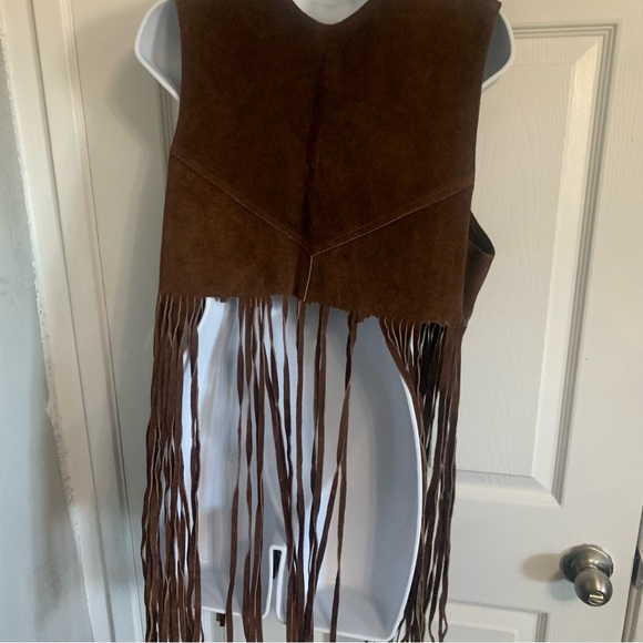 Vintage, leather 70’s fringe vest - Picture 3 of 4